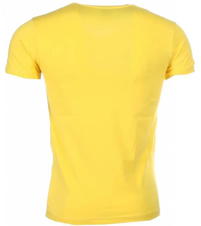 Camisetas - James Bond From Russia 007 Print - Amarillo